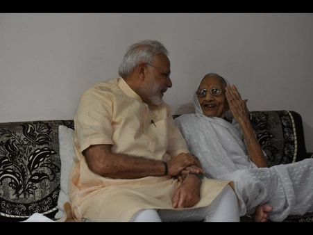 మోడీ బర్త్ డే: రెండ్రోజుల్లో 3 గిన్నిస్ రికార్డులు నమోదు!