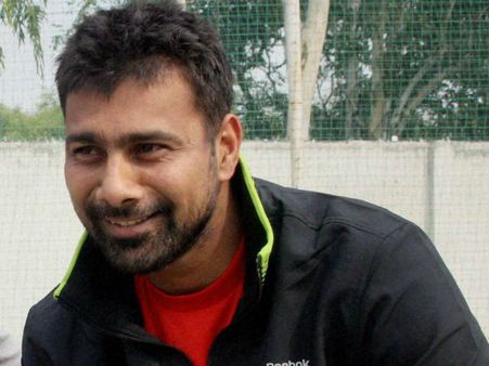 కొత్త ఇన్నింగ్స్: యూపీ రాజకీయాల్లోకి పేసర్ ప్రవీణ్ కుమార్