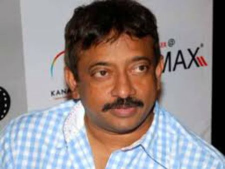 రాంగోపాల్ వర్మ ఇంతే: టీచర్లను కించపర్చేలా ట్వీట్లు