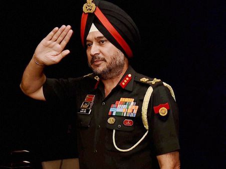 7 లాంచ్ ప్యాడ్స్‌పై దాడి: పకడ్బందీ వ్యూహంతో భారత్