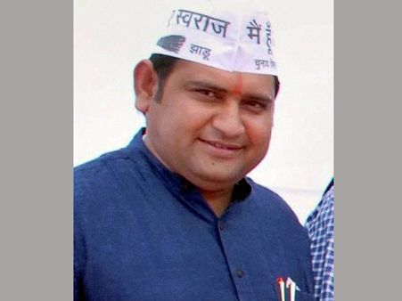 చావనైనా చస్తా కానీ: కేజ్రీవాల్, రాసలీలల మంత్రి పోర్న్ హబ్ ఉద్యోగి!