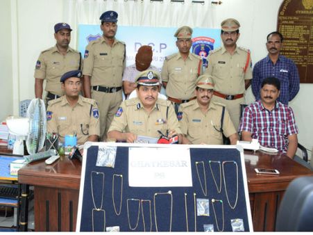 బిటెక్ డ్రాపౌట్: సాఫ్ట్‌వేర్ ఉద్యోగాలు ఇప్పిస్తానని యువతులకు గాలం