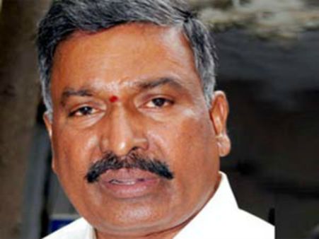 'మైక్ విరగ్గొట్టిన రేవంత్ రెడ్డిపై లేని చర్యలు వైసిపి ఎమ్మెల్యేల పైనా'