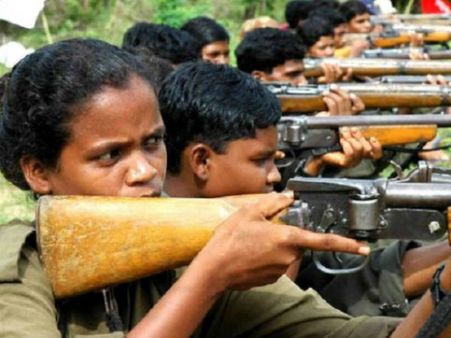 బిడ్డ త్యాగం గర్వంగా ఉంది, ఆయన లొంగరు: ఆర్కె భార్య