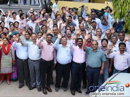 వెలగపూడి కాదు 'వెతలపూడి' : కొత్త సచివాలయంలో ఉద్యోగుల తిప్పలు!