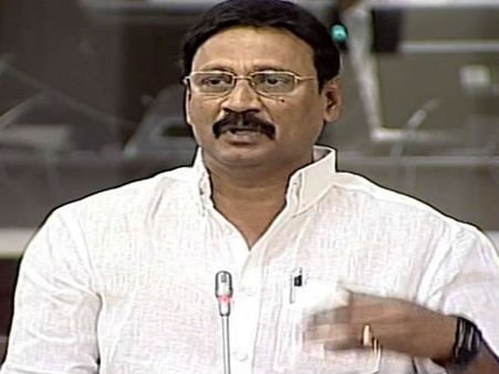 ఎన్టీఆర్ నిర్ణయానికి ఎదురెళ్లిన బాబు!.. ఎమ్మెల్యే గద్దె పోరాటంతో వెనక్కి తగ్గి..