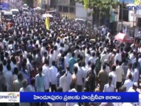 ద్విచక్ర వాహనం నడిపిన బాలయ్య