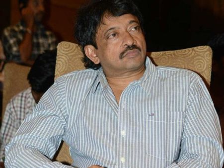 దీపికా పదుకునే కంటే కేజ్రీవాలే హాట్.. : ట్విట్టర్‌లో వర్మ సెటైర్స్