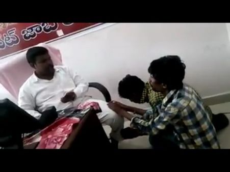 అతను తెరాస లీడర్ కాదు, ఏఏపీ నేత: కర్నె, ఆ వీడియో ఎలా లీక్ అయిందంటే..!