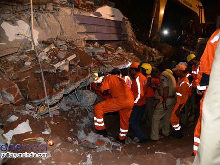 కుప్పకూలిన భవనం యజమాని మంత్రి మిత్రుడు?