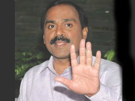 గాలి, భీమా నాయక్ కేసు సీబీఐకి: కాంగ్రెస్