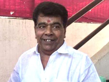 రూ.650కోట్ల నల్లధనం: మార్చేందుకు 700మందిని వాడాడు!