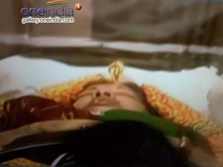 అమ్మ అంత్యక్రియలు : దహనం కాదు.. ఖననమే..