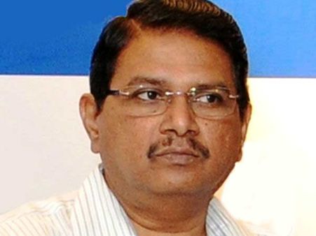 జయ ఆప్తుడు : బినామీ పేరుతో దుబాయ్ లో రూ. 1,700 కోట్ల హోటల్ !