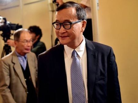 ఫేస్ బుక్ లో ఫేక్ పోస్టింగ్, కంబోడియా విపక్షనేతకు ఐదేళ్ళ జైలు శిక్ష