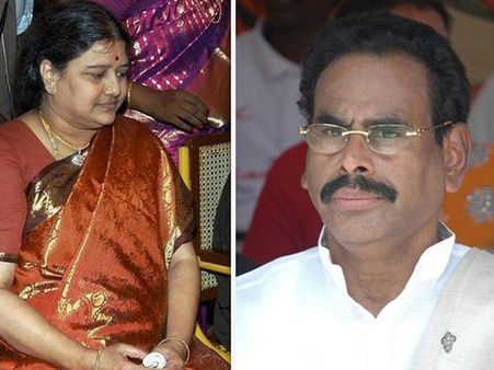 శశికళ భర్త నటరాజన్ రీ-ఎంట్రీ: కీలకంగా మారబోతున్నారా!