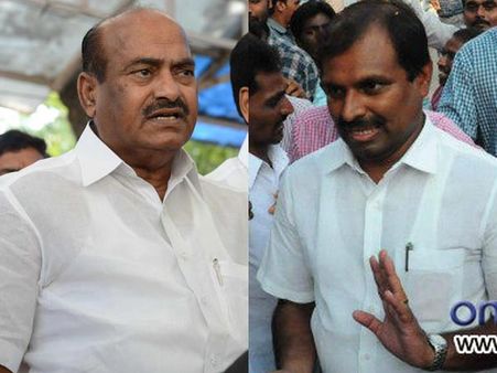 డ్రగ్స్ వాడుతున్నాడేమో, పరిటాల దెబ్బకు పారిపోయాడు: జేసీపై శ్రీకాంత్ రెడ్డి