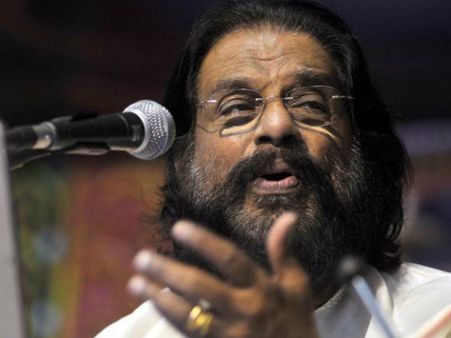 జోషి, యేసుదాస్‌లకు పద్మ విభూషణ్, ఛో రామస్వామికి పద్మభూషణ్