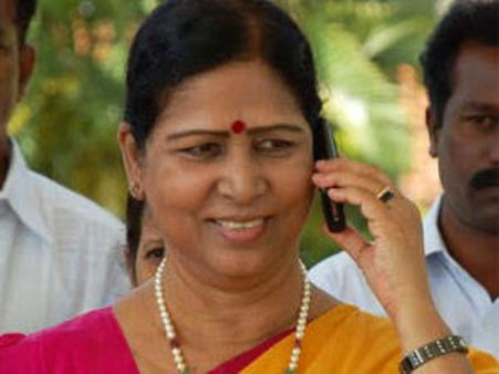 పవన్ కల్యాణ్ జనసేన పార్టీలోకి గల్లా అరుణ కుమారి?