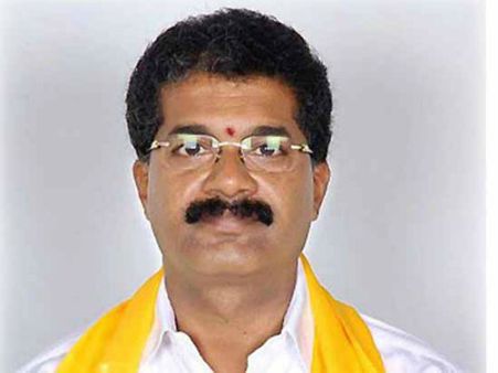 రూ.500 కోట్ల ఆస్తులు!: టిడిపి నుంచి గెలిచి, తెరాసలో చేరిన ఎమ్మెల్యేపై కేసు