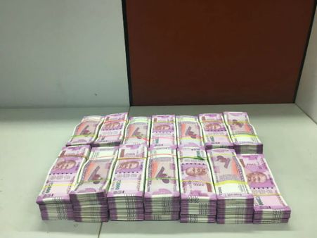 రూ.2 వేల నోట్ల 'హోమ్ డెలివరీ'పై మొదలైన ఐటి దర్యాప్తు!