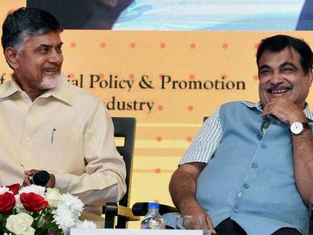 విశాఖ చాలు: చంద్రబాబుపై నేపాల్ మంత్రి ప్రశంసలు, నితిన్, బాబు ఏం చెప్పారంటే..?