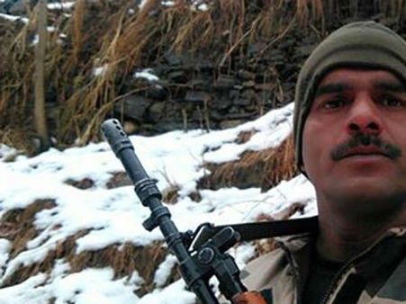 ఇంత ఘోరమా!: సైనికులకు ఇలాంటి తిండి పెడుతున్నారా!?