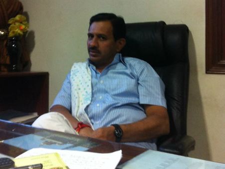 కోర్టులో లొంగిపోయిన ఎమ్మెల్యే బాలకృష్ణ: పోలీసులతో ఘర్షణ