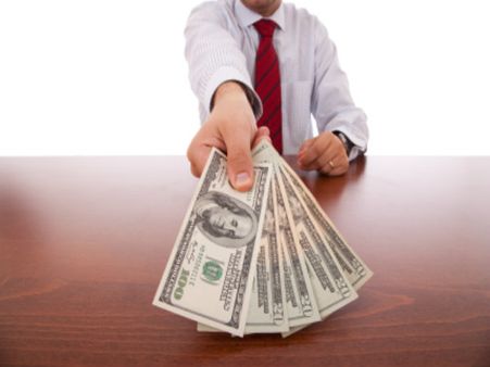 రూ.5 లక్షల వరకు ఆదాయంపై పన్ను వద్దు : డెలాయిట్ సర్వేలో నిపుణుల సూచన