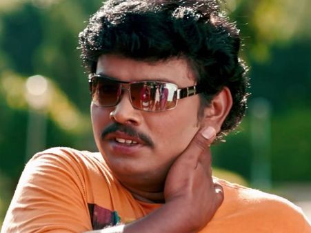 ఛలో ఆర్కే బీచ్!: ఏపీ హోదాకు తెలంగాణ నటుడు సంపూర్ణేష్ బాబు మద్దతు