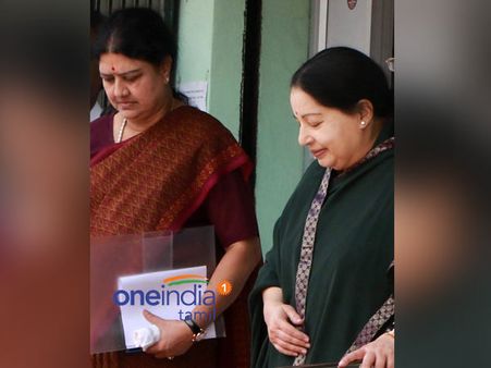 తమిళనాడు సీఎం శశికళ ? లోక్ సభ డిప్యూటీ స్పీకర్