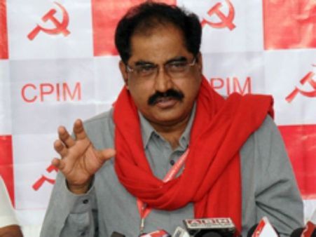 రాష్ట్రం ఏర్పడినా.. ప్రజల బతుకుల్లో మార్పేది?: కేసీఆర్‌పై తమ్మినేని ఫైర్