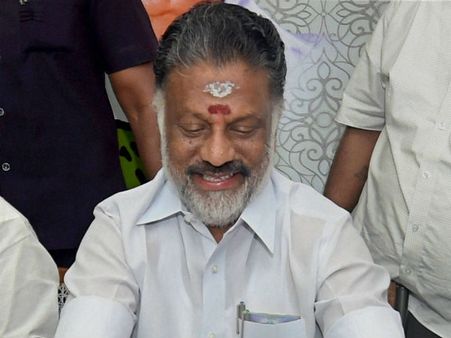 రొంబ టెన్షన్.. ఆఖరు నిమిషంలో అద్భుతం జరుగుతుందా? పన్నీర్ సెల్వం ఆశలు ఫలిస్తాయా?