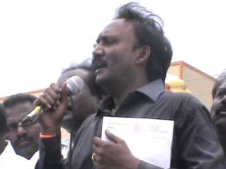 సాయం కోరి వెళ్తే.. ఎమ్మెల్యేనే ముంచాడు: 'ఆమంచి'పై చీటింగ్ ఆరోపణ