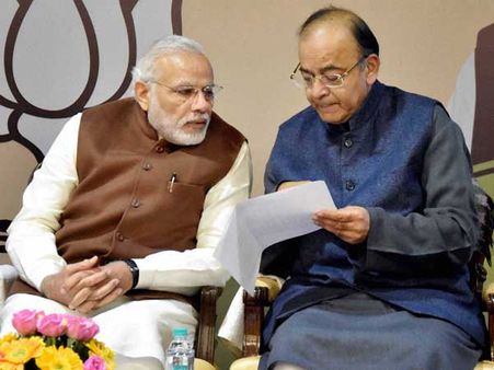 బడ్జెట్: జైట్లీ ఆనందం... మోడీ హర్షం