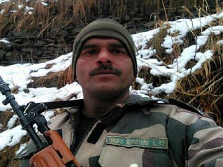 తేజ్ బహదూర్ ను అరెస్టు చేయలేదు, బెటాలియన్ ను మార్చాం