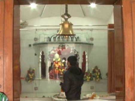 ఆలయాలలో దానం చేయవలసిన వస్తువులు, వాటి అద్భుత ఫలాలు 