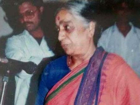 ఆలిండియా రేడియో తొలి తెలుగు మహిళా న్యూస్ రీడర్ కన్నుమూత