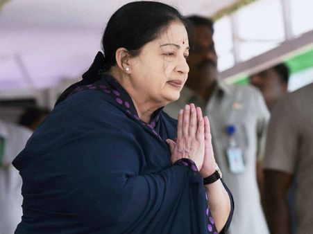 అవును! జయలలితే వద్దన్నారు: ఆస్పత్రి ఫొటోలపై అపోలో వివరణ