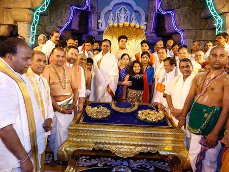 శ్రీవారికి రూ.5 కోట్ల మొక్కు: లేఖ రాసి, లెక్క తీస్తానని కేసీఆర్‌కు మర్రి షాక్