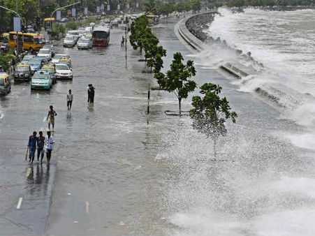 అత్యధికంగా ధనవంతులున్న సిటీ ముంబాయి, హైద్రాబాద్ లో అతి తక్కువ