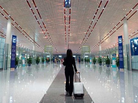 పాలిచ్చే తల్లివేనా? జాకెట్ విప్పు: భారత మహిళకు ఘోర అవమానం