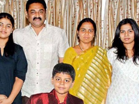 బాబుతో భూమా చివరి మాటలు.. చివరి ఫోటో!: భార్య పక్కన్నే శాశ్వత విశ్రాంతి..