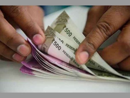 కథ మళ్లీ మొదటికి: ప్రజల చేతుల్లో అంత నగదా... ఎటిఎంలు ఖాళీ....