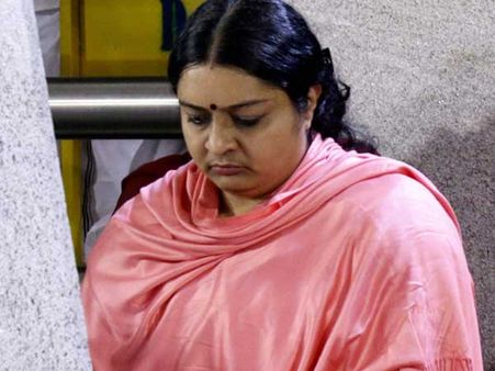 దీప మా ప్రత్యర్థి కాదు.. ఆమెను ఉన్నతంగా చూడాలనుకుంటున్నాం: పన్నీర్ వర్గం..