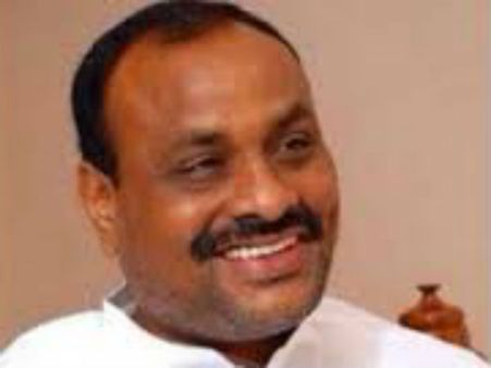 సంచలనం: అచ్చెన్నాయుడు ఆమెను కొట్టారా!?, ఎస్ఐ,సీఐ లైంగిక వేధింపులు..