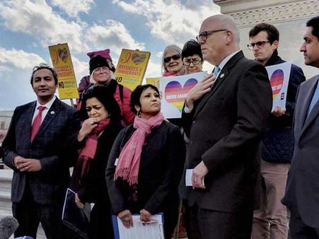 విద్వేష నేరాలకు అరికట్టాలంటూ.. వైట్‌హౌస్‌ ఎదుట ఇండో అమెరికన్ల ఆందోళన