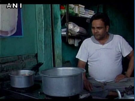 యోగి ఆదిత్యానాథ్ ఎఫెక్ట్: మాంసం వ్యాపారానికి గుడ్ బై: టీ దుకాణాలు !