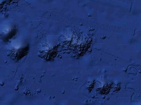 సముద్రతీరంలో ఏలియన్ల సైన్యం! భూమిపై అటాక్ జరగనుందా?!