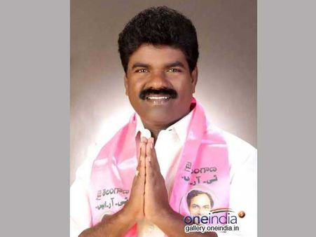 ప్రొటోకాల్ రగడ: కయ్యిమన్న ఎమ్మెల్యే.. బుస్సుమన్న కలెక్టర్